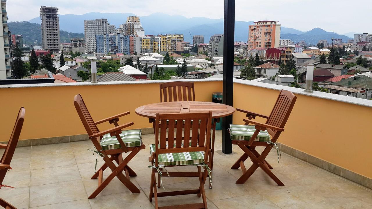Blossom Hotel Batumi Eksteriør bilde
