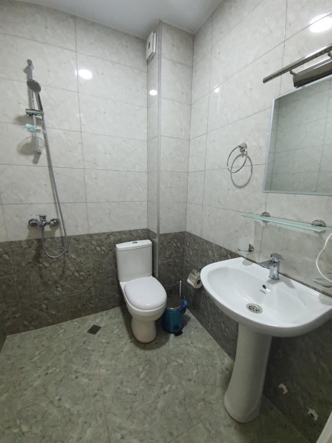 Blossom Hotel Batumi Eksteriør bilde
