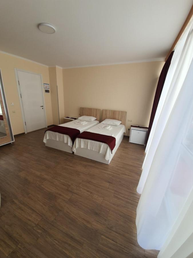 Blossom Hotel Batumi Eksteriør bilde